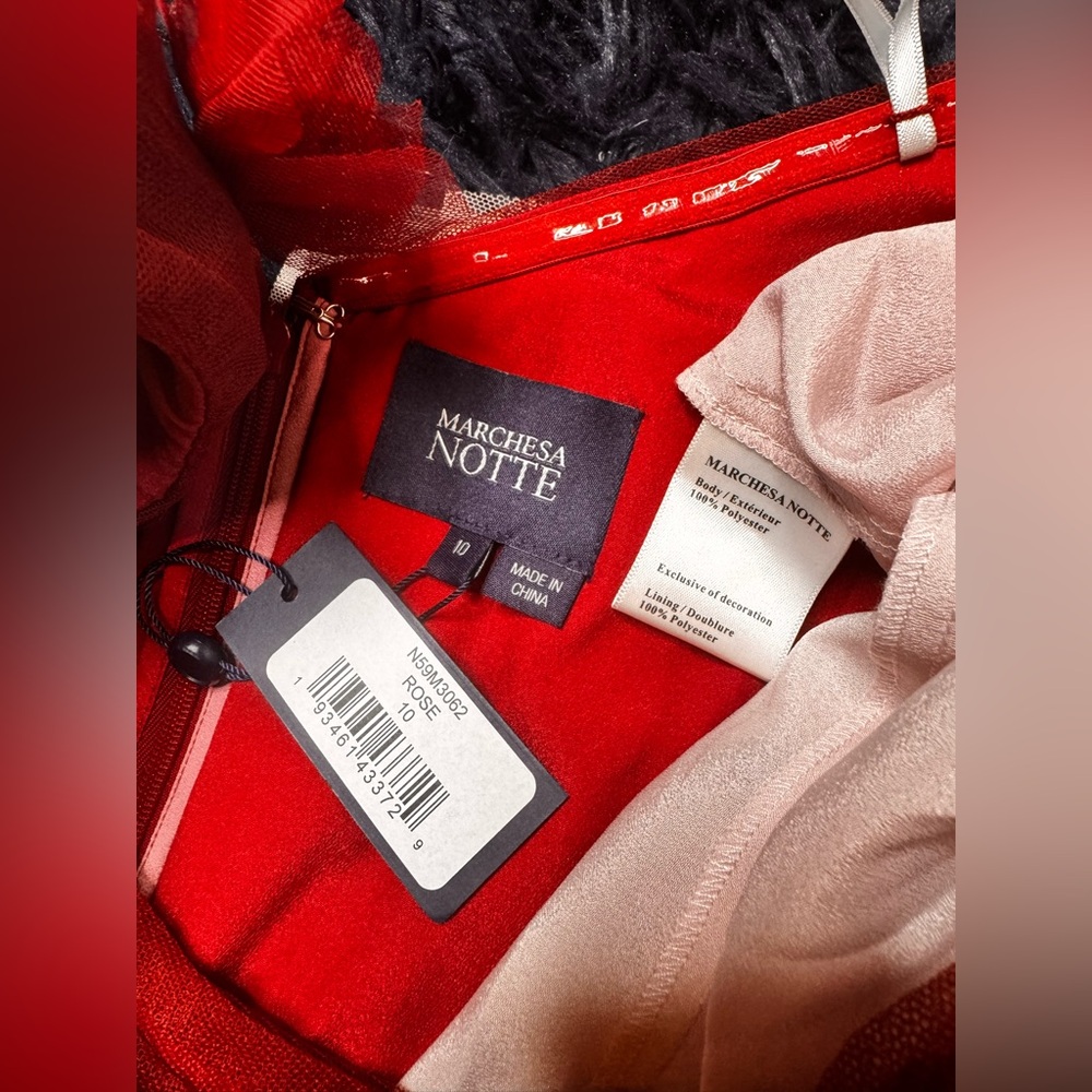 NWT MARCHESA NOTTE Off-the-shoulder appliquéd dégradé tulle gown. Size 10 - Picture 10 of 11